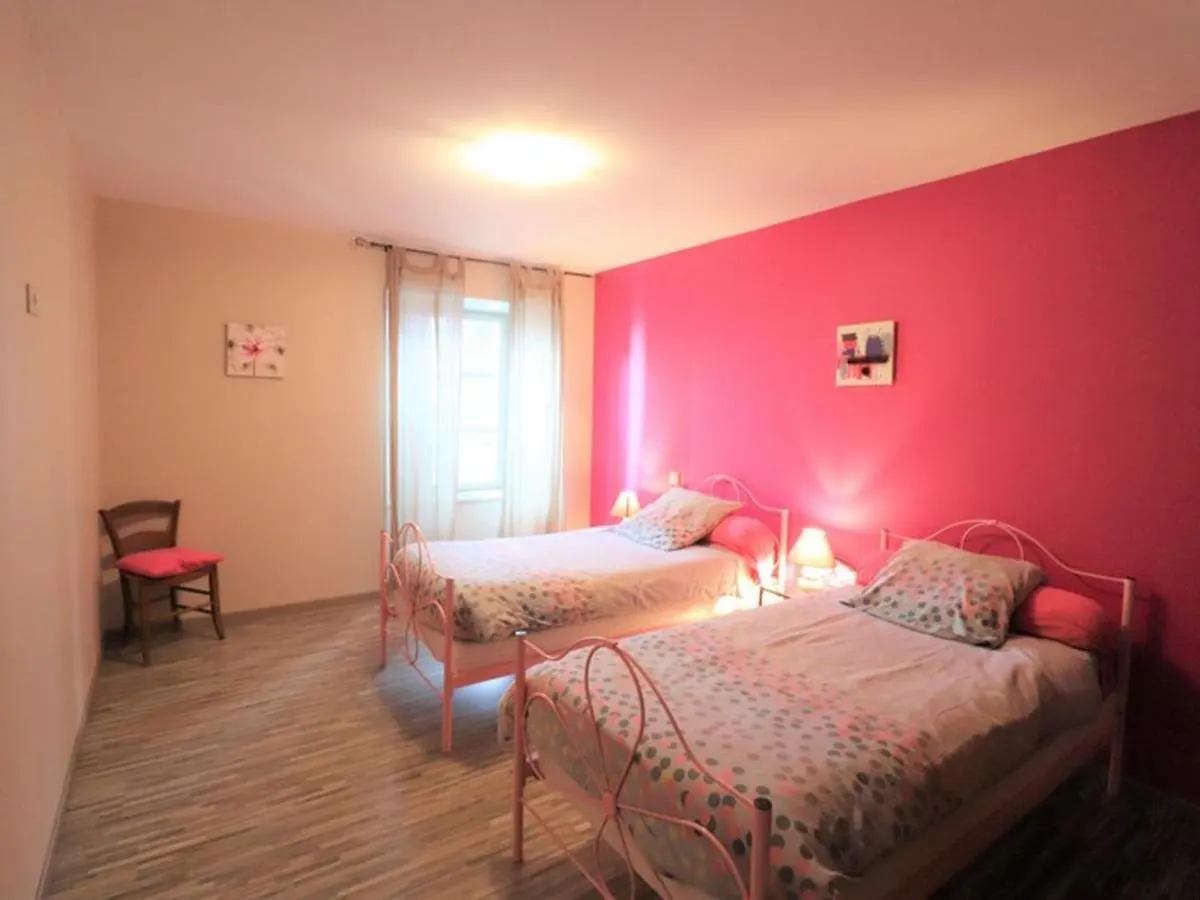 Maison De Caractere Renovee Avec Cheminee, Terrasse, Jardin Et Acces Aux Stations De Ski Et Sites Naturels - Fr-1-742-480 Cezens