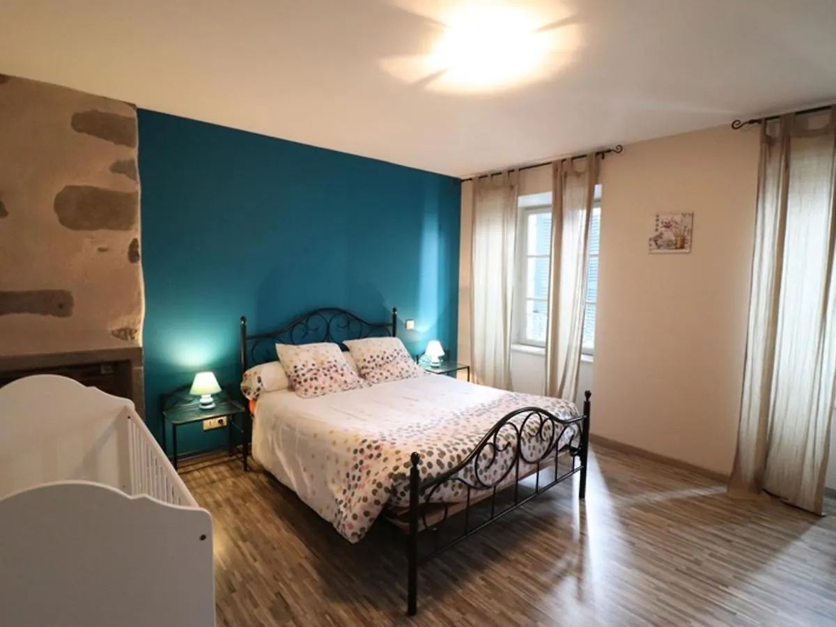 Maison De Caractere Renovee Avec Cheminee, Terrasse, Jardin Et Acces Aux Stations De Ski Et Sites Naturels - Fr-1-742-480 Cezens