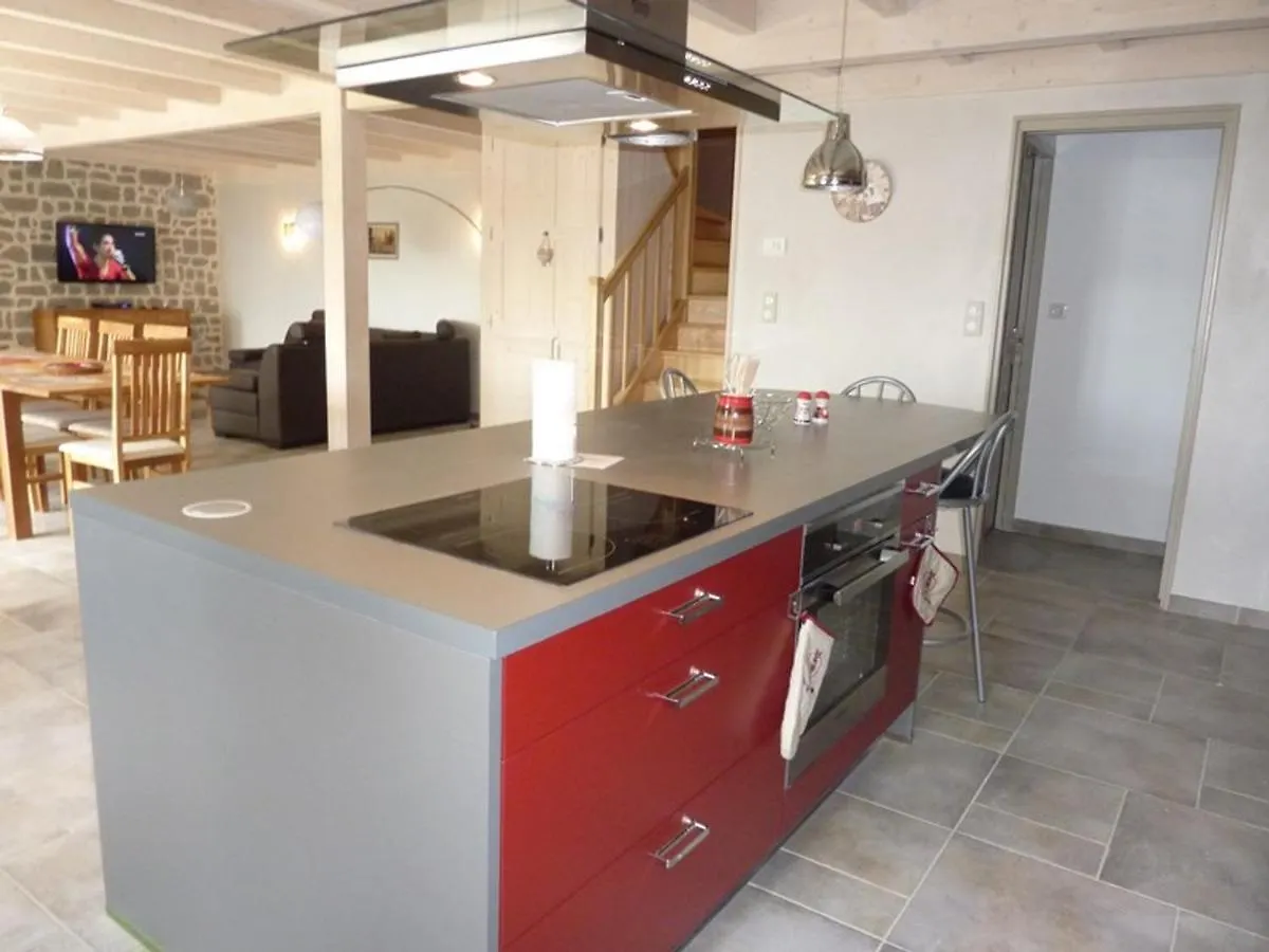 Maison De Caractere Renovee Avec Cheminee, Terrasse, Jardin Et Acces Aux Stations De Ski Et Sites Naturels - Fr-1-742-480 Cezens 0*,